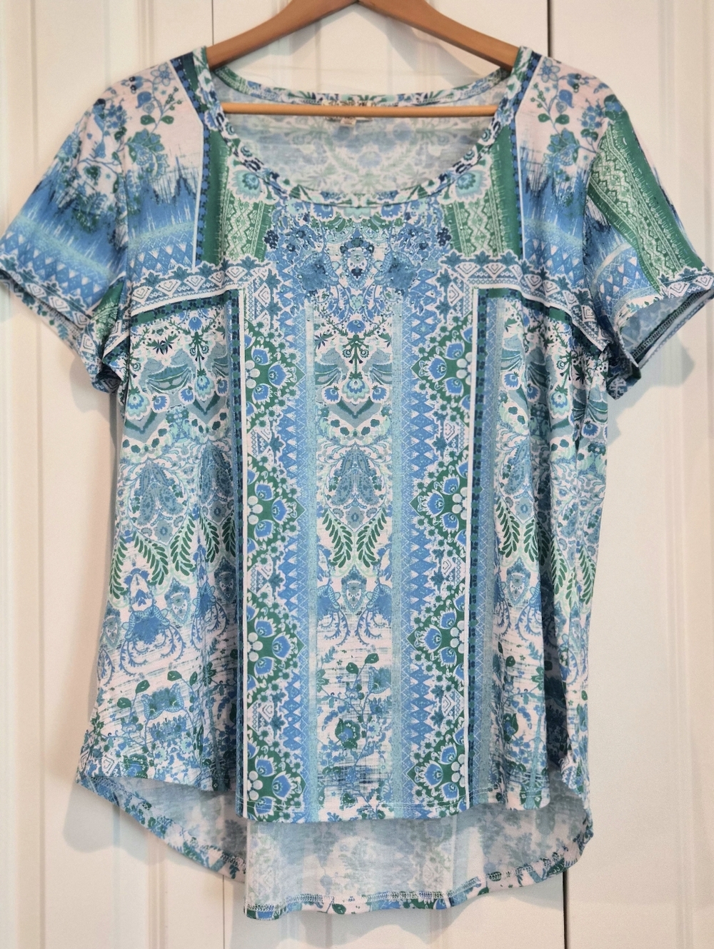One World XL Blue Green Paisley Embellished High Low Short Sleeve Top